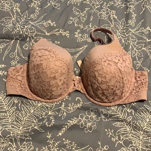 💵 SALE!! Victoria Secret Prefect Coverage bra